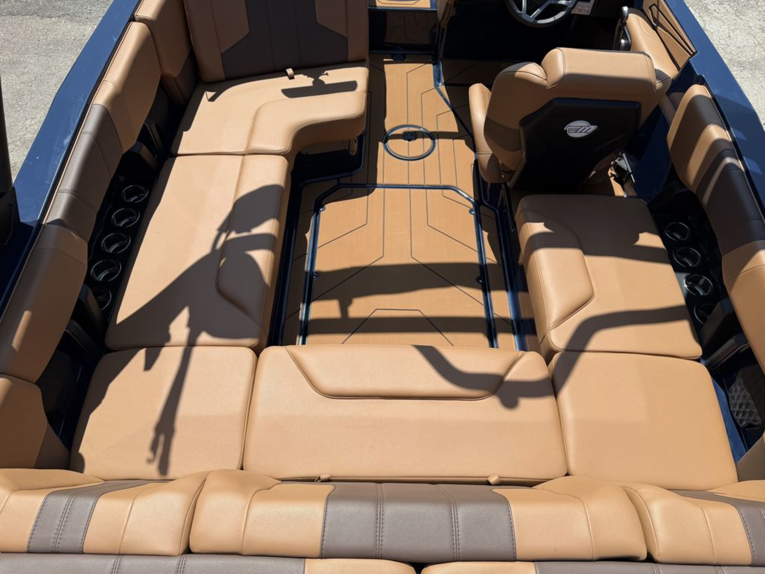 2025 Malibu Boats 21 LX
