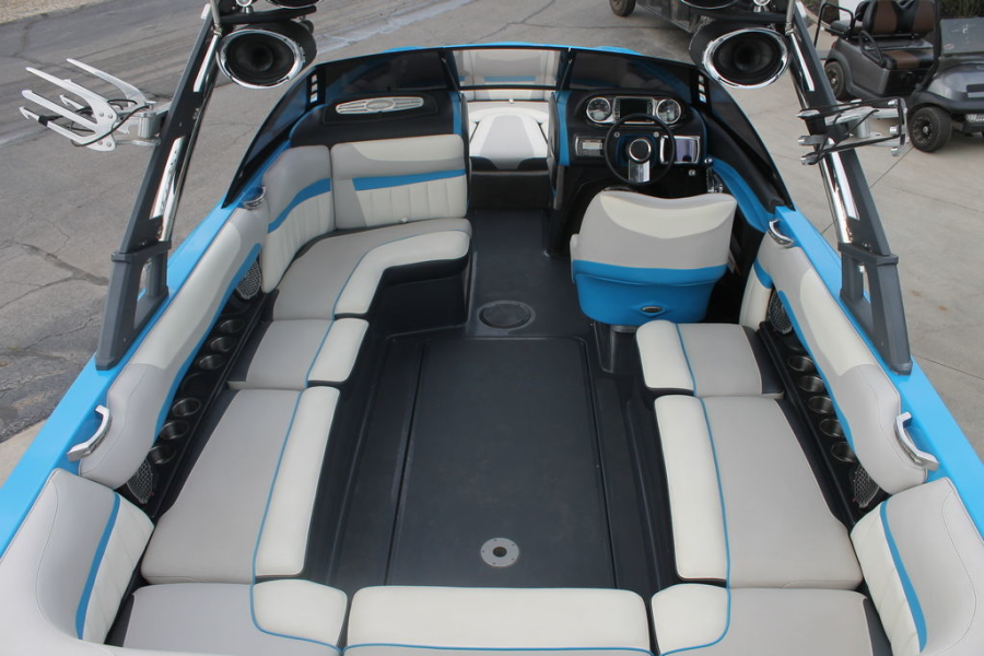 2013 Malibu Boats Wakesetter 24 MXZ for sale in Coldwater, Michigan