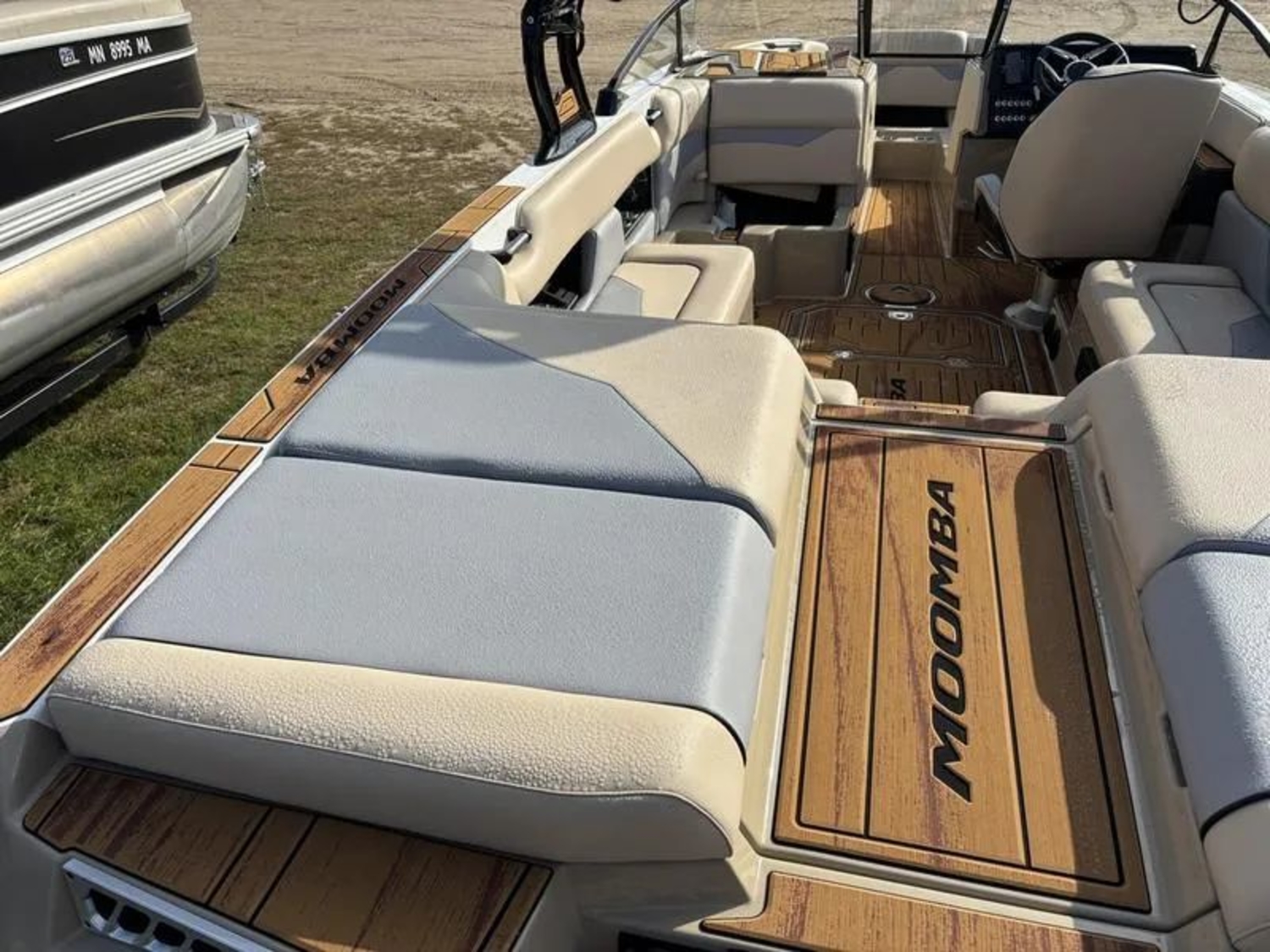 2026 MOOMBA MOJO