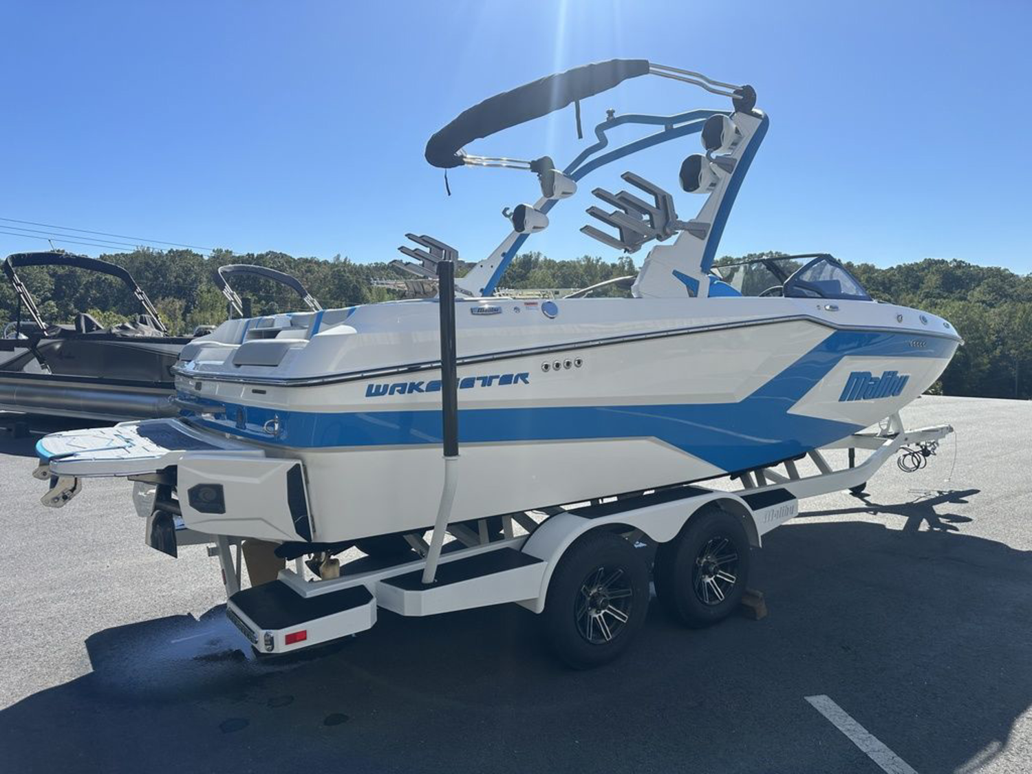 2025 Malibu Boats 22 MXZ