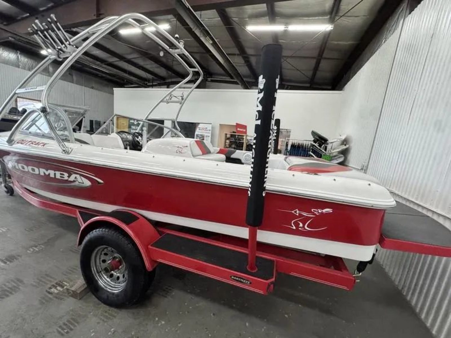 2005 MOOMBA OUTBACK
