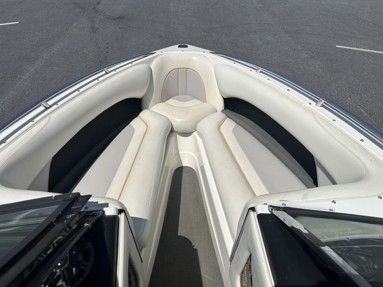 2002 Malibu 23 LSV