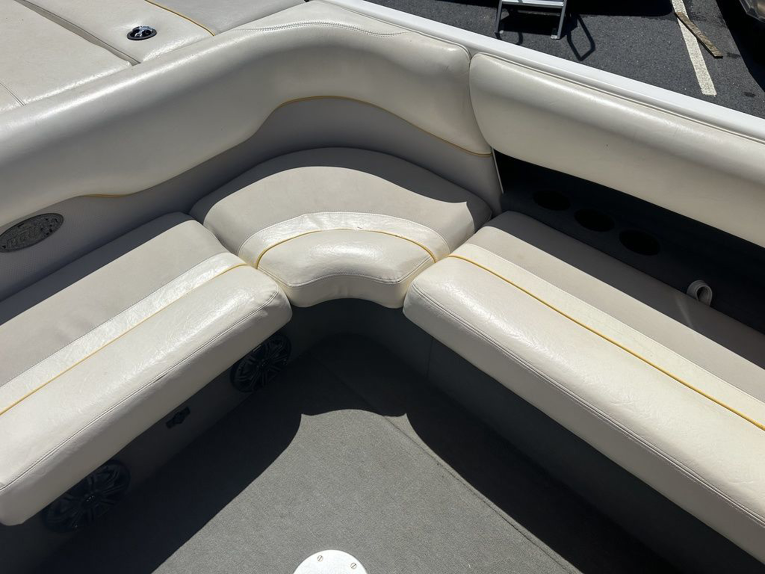 2002 Malibu 23 LSV