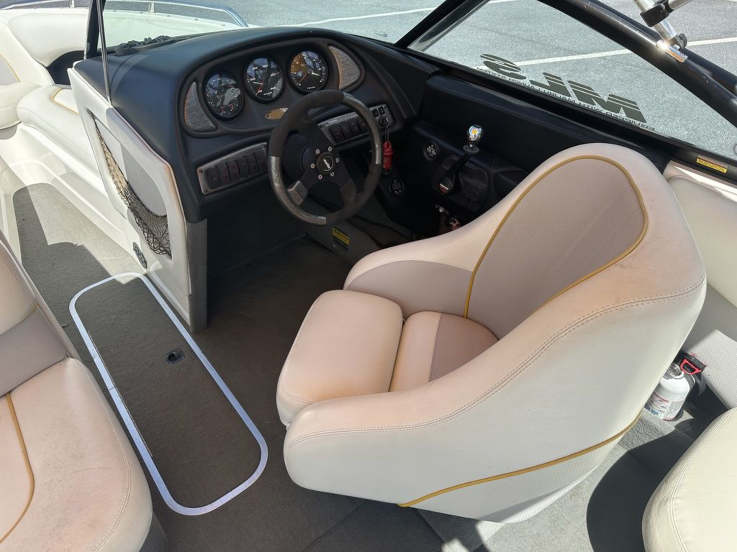 2002 Malibu 23 LSV