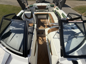 2022 Malibu Boats Wakesetter 22 LSV for sale in Fontana, Wisconsin