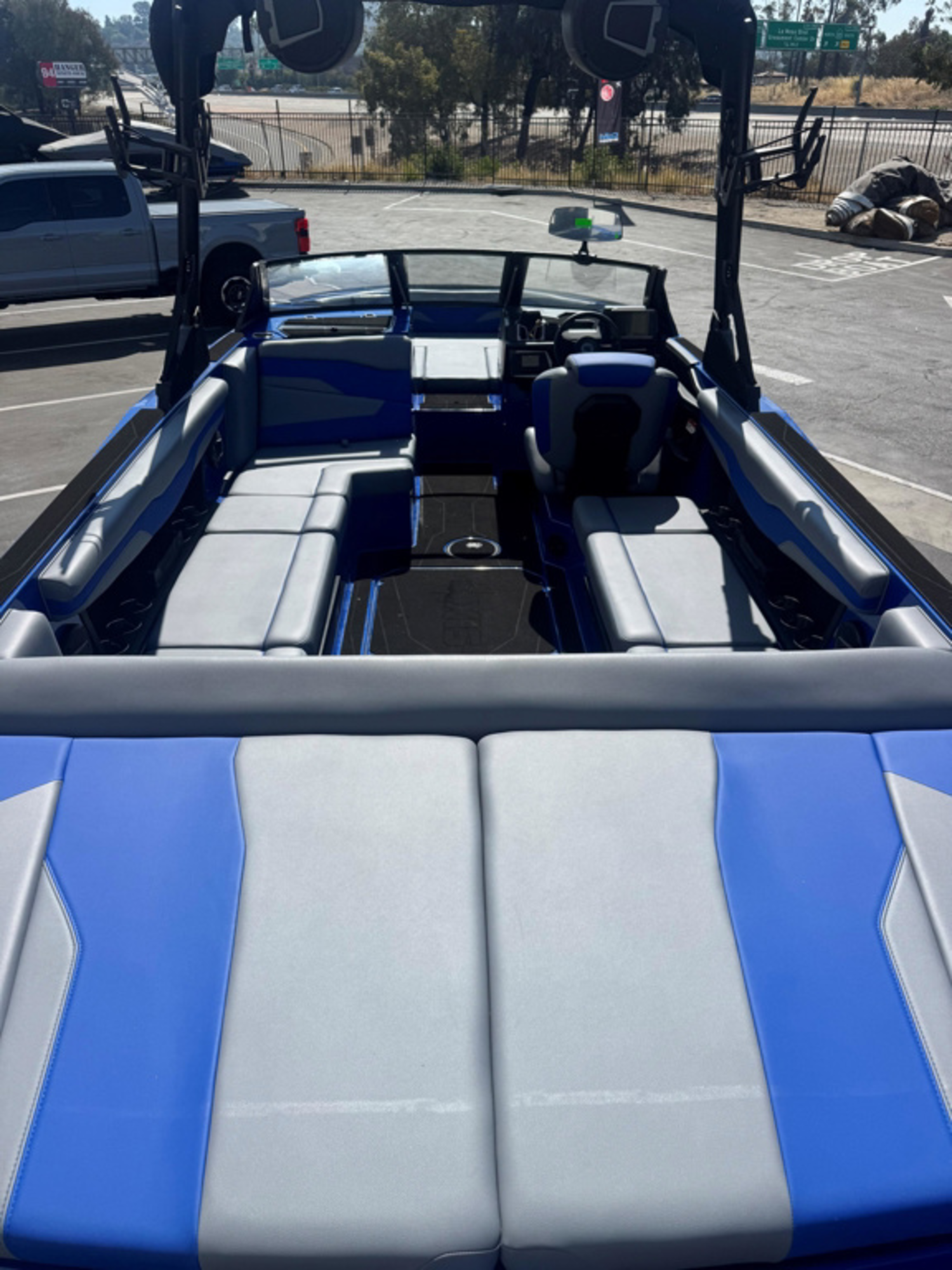 2025 Axis Wake Research T235