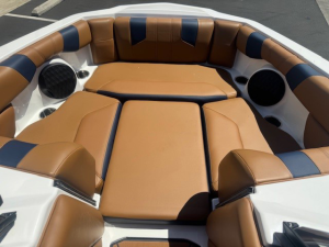 2025 Malibu Boats 21 LX for sale in SAN DIEGO, California