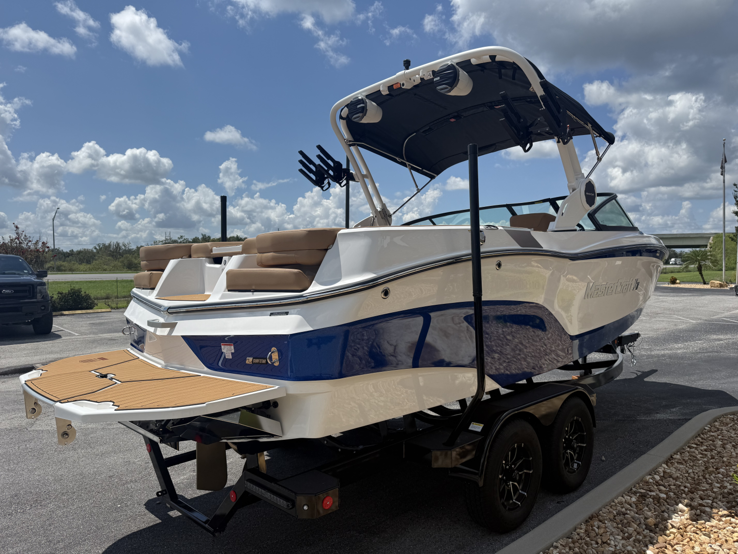 2026 MasterCraft XT22