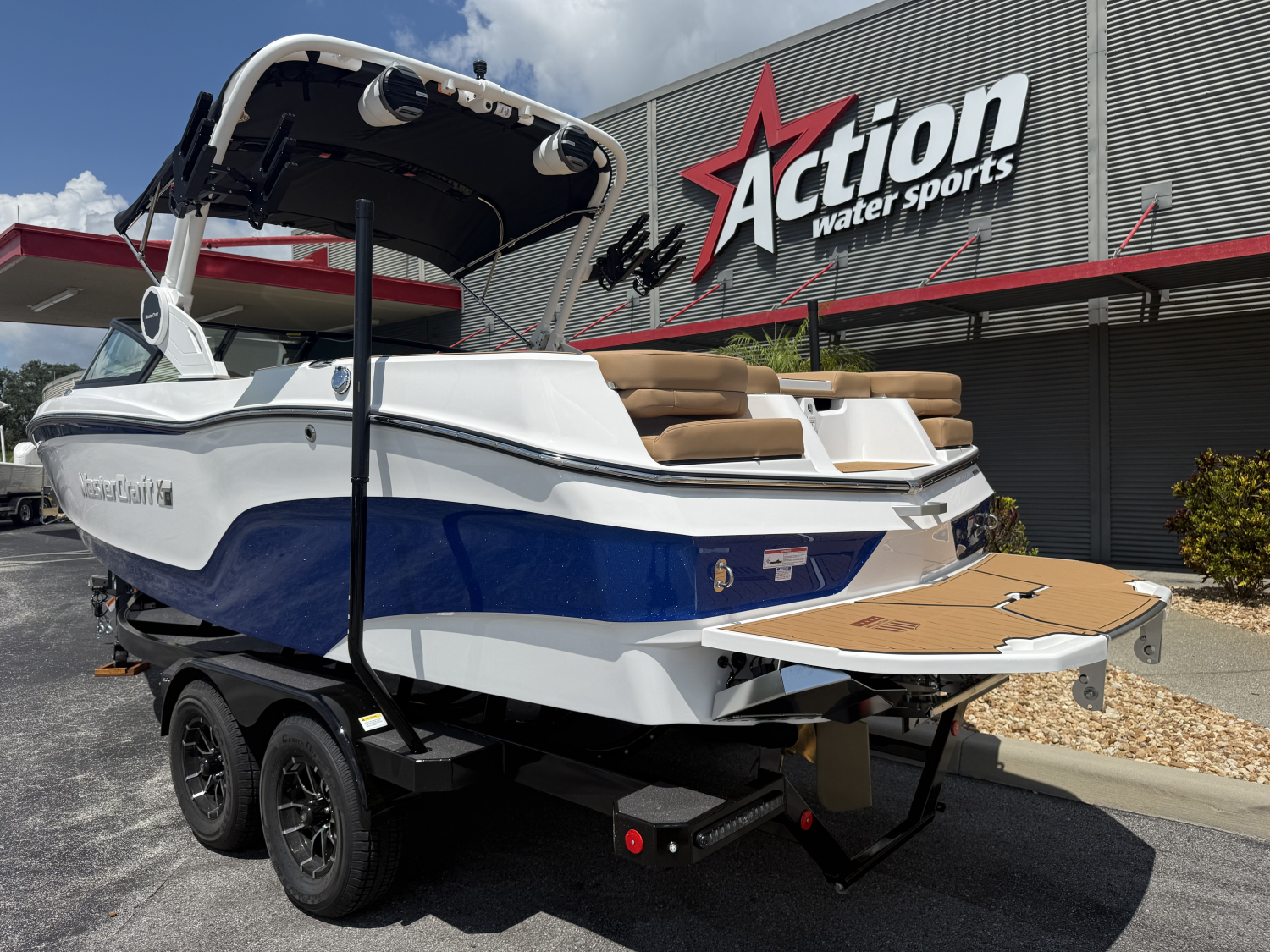 2026 MasterCraft XT22