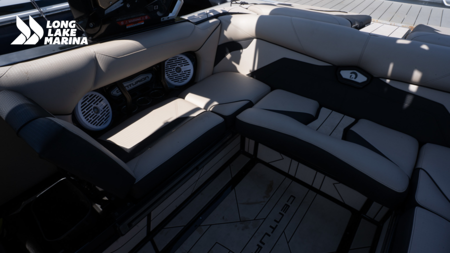 2022 Centurion Boats Ri230 for sale in Naples, Maine