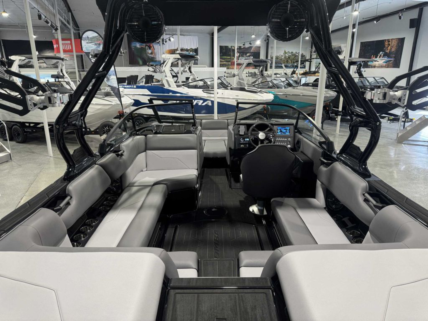 2026 MOOMBA Max