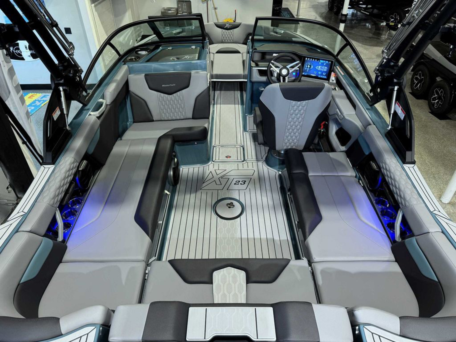 2026 Mastercraft XT23