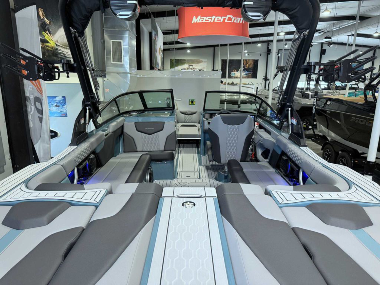 2026 Mastercraft XT23