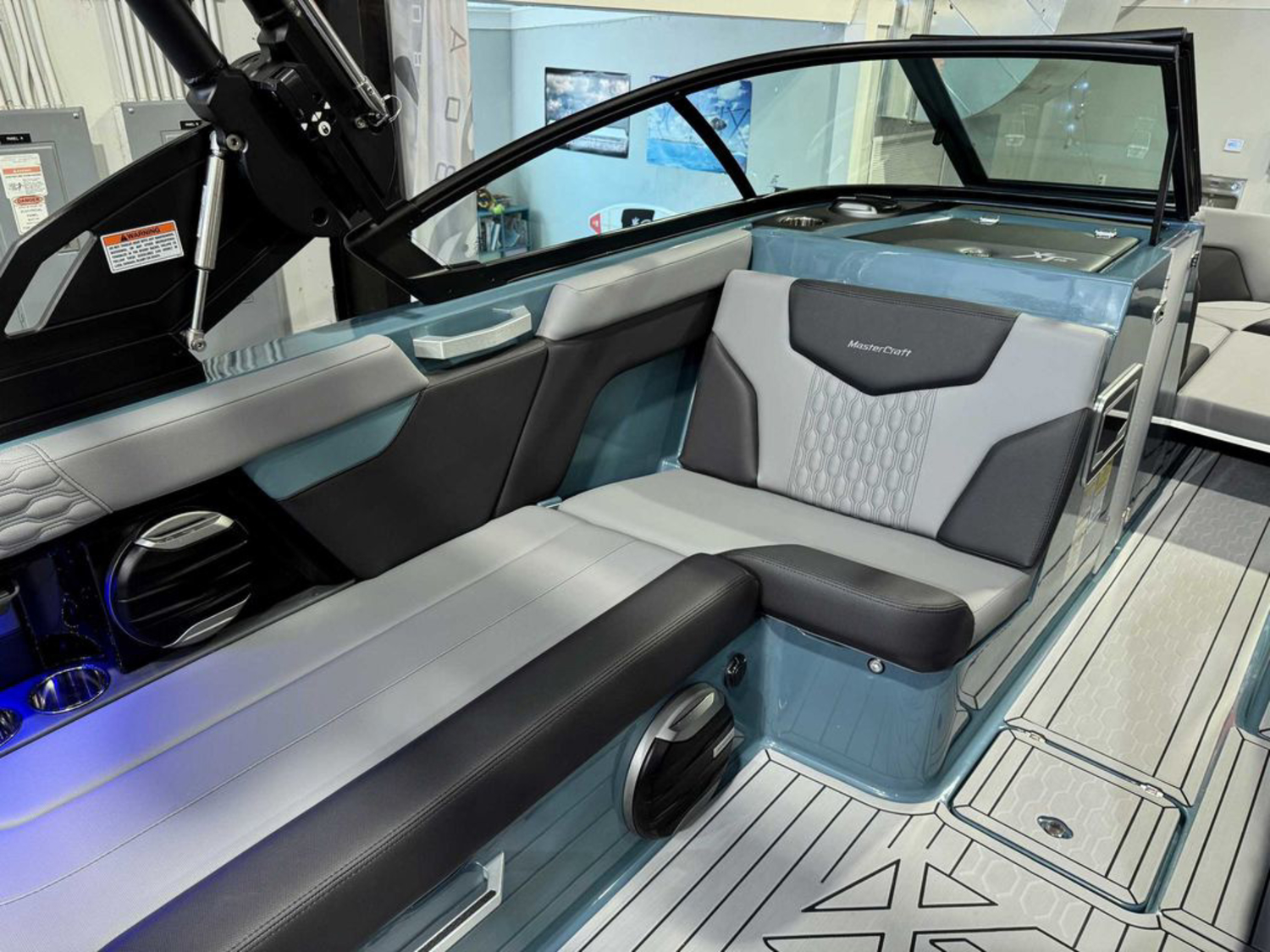 2026 Mastercraft XT23