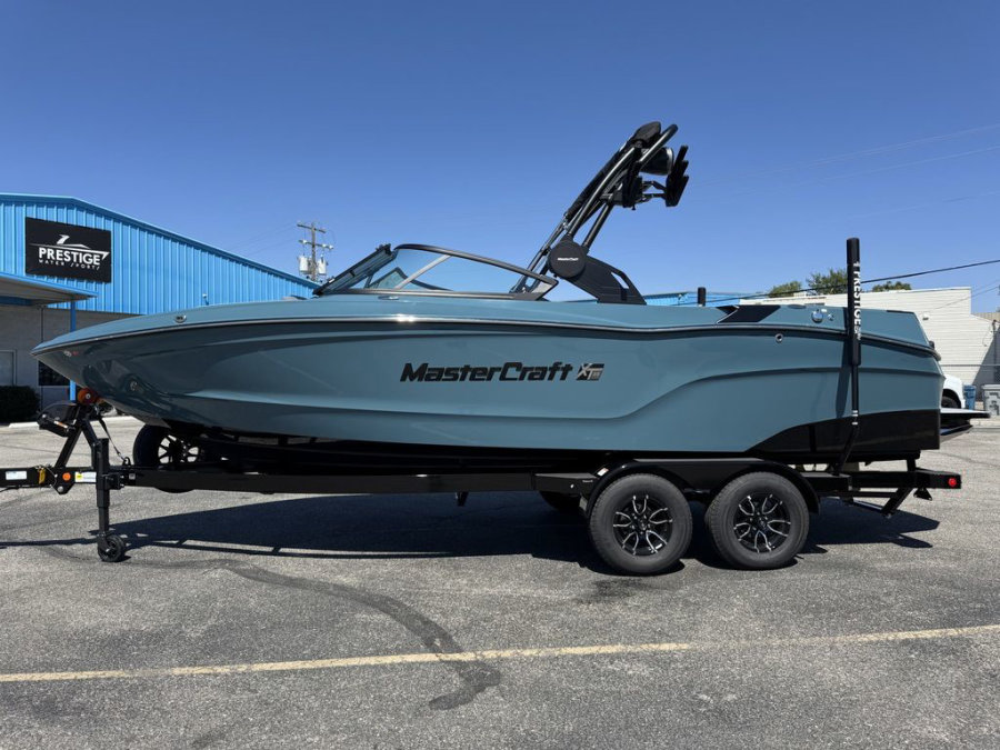 2026-mastercraft-xt23-108343-image9