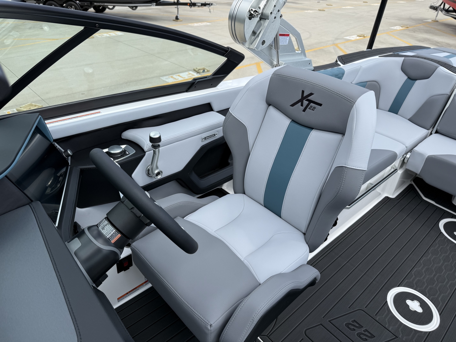 2026 MasterCraft XT22