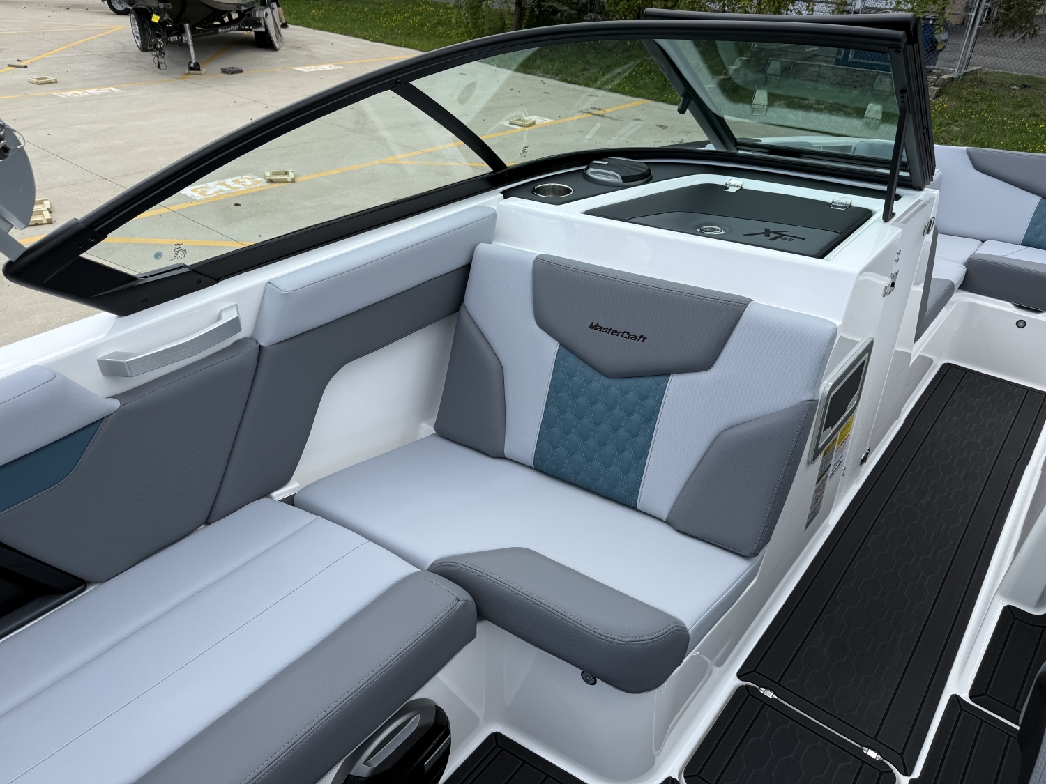 2026 MasterCraft XT22