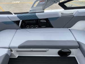 2026-mastercraft-xt22-108345-image19