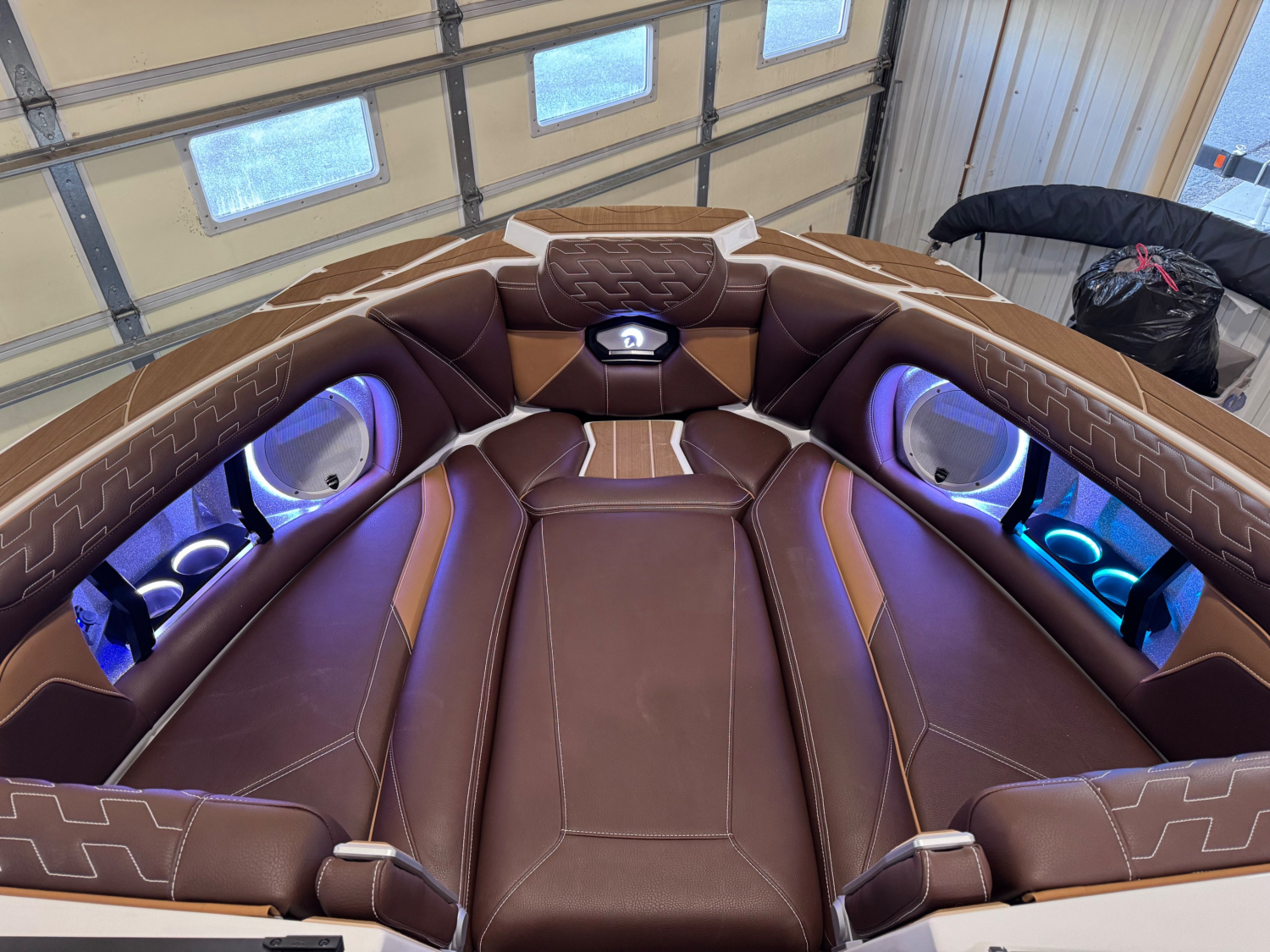 2026 Centurion Ri230