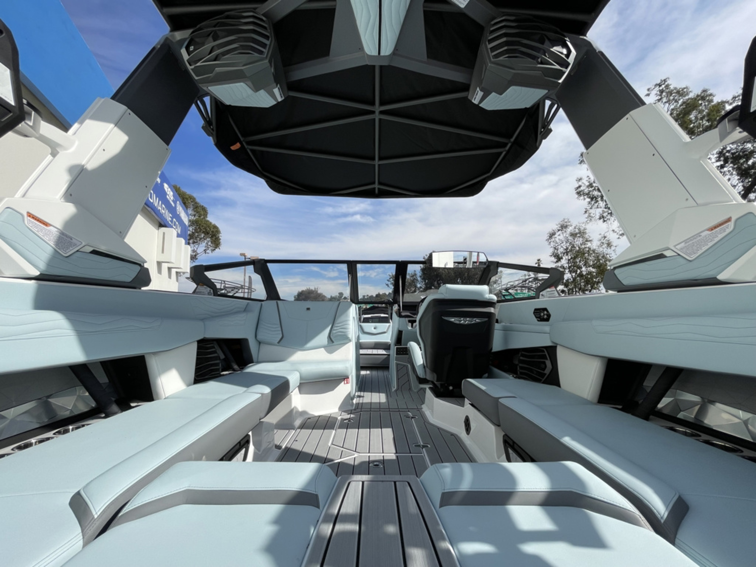 2026 Nautique Super Air G23