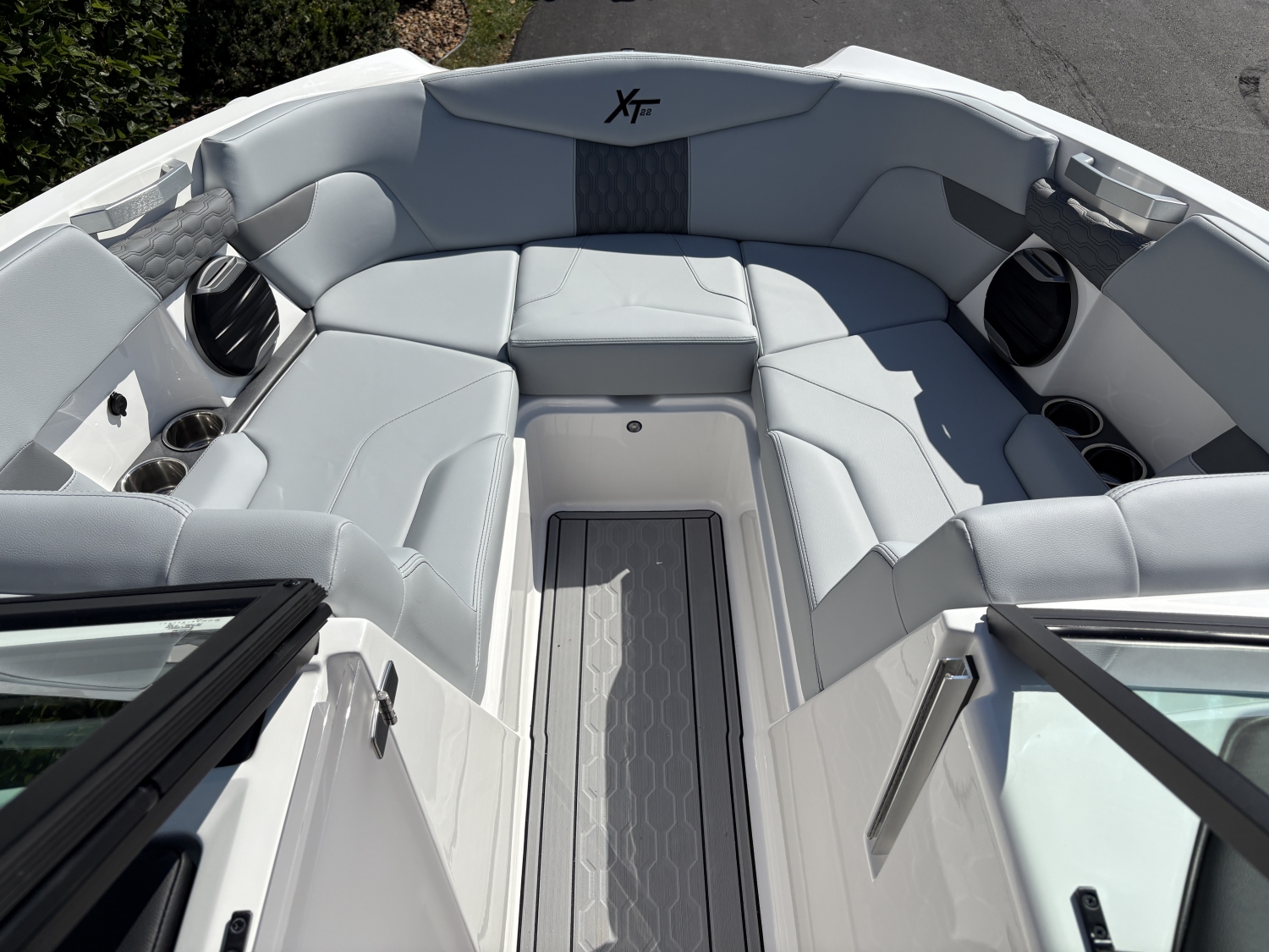 2026 MasterCraft XT22