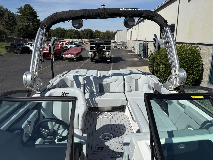 2026-mastercraft-xt22-108830-image19