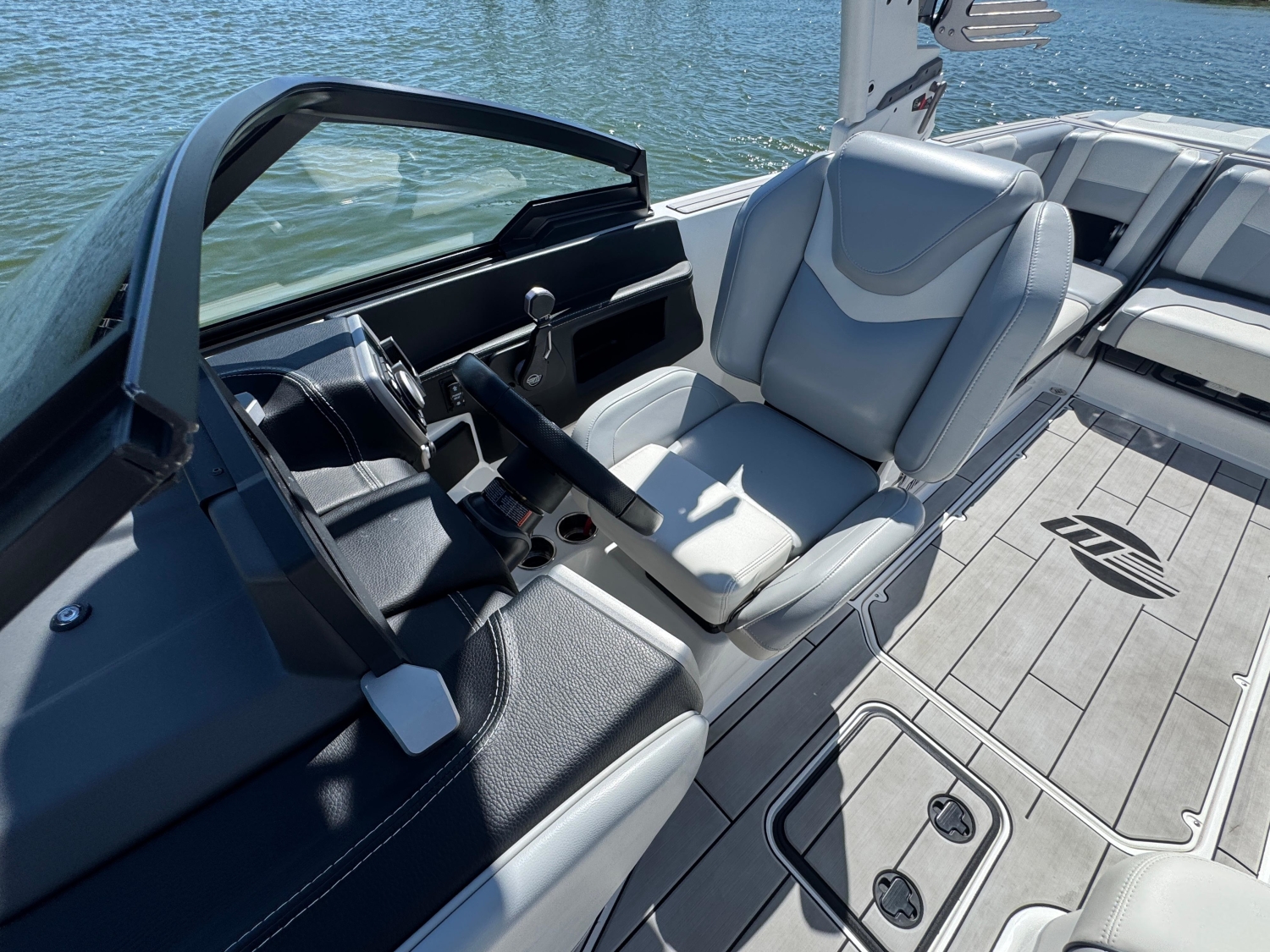 2022 Malibu Wakesetter 24 MXZ