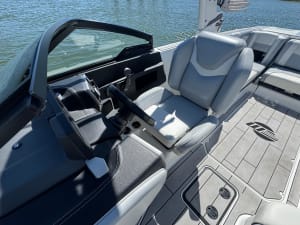 2022-malibu-wakesetter-24-mxz-108842-image13