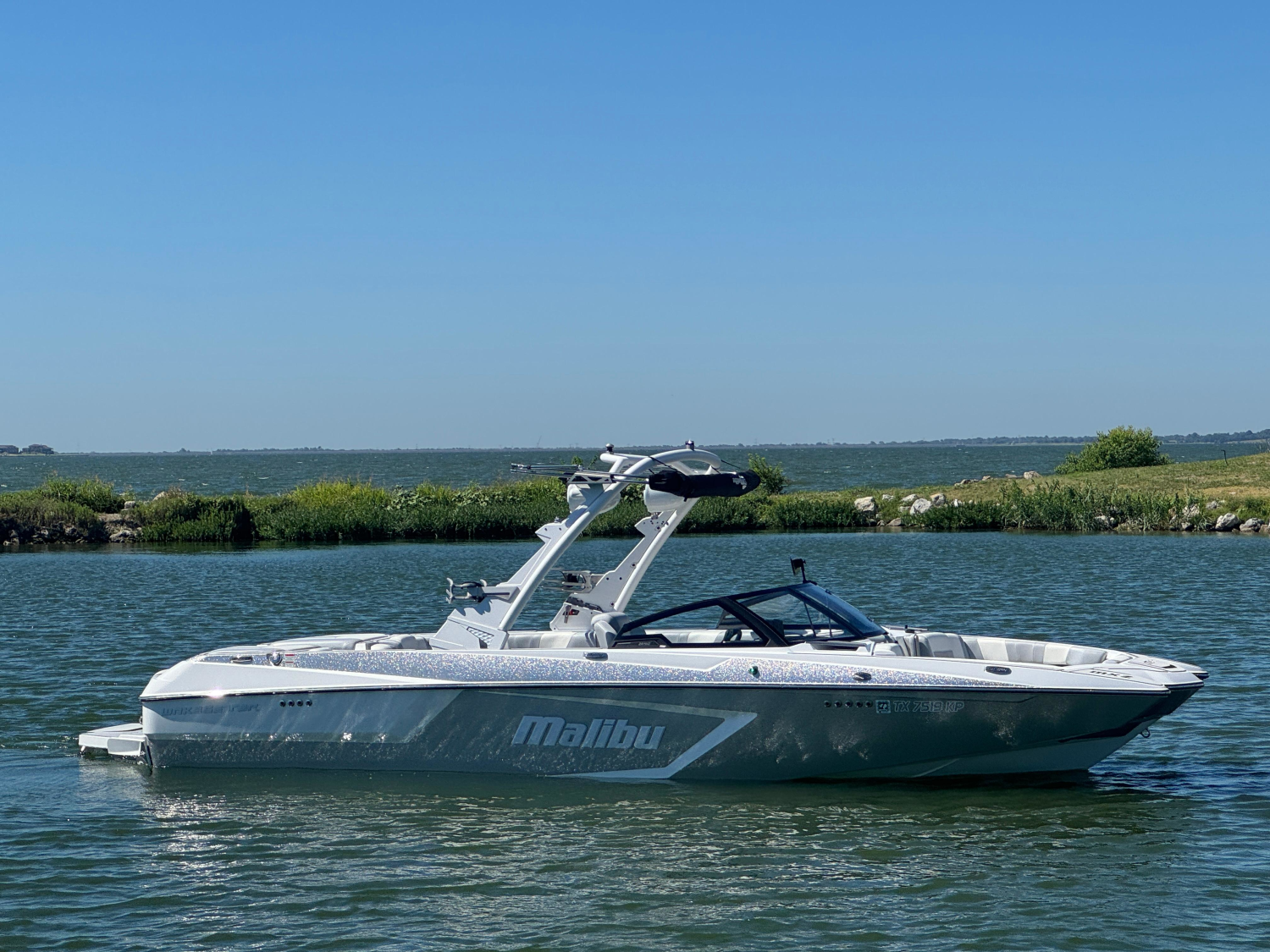 2022 Malibu Wakesetter 24 MXZ