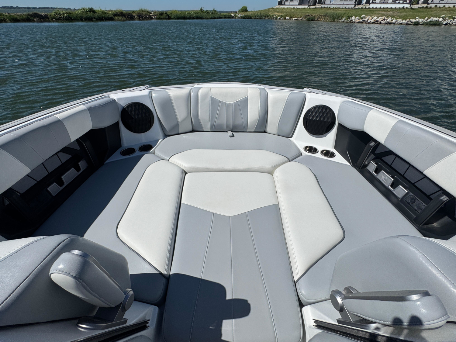 2022 Malibu Wakesetter 24 MXZ