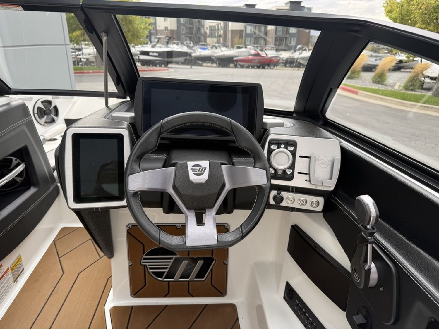 2020 Malibu Boats 23 LSV