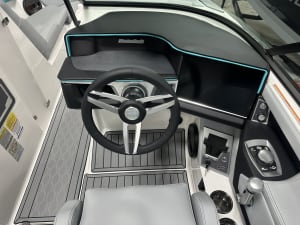 2025-mastercraft-xt23-108950-image10