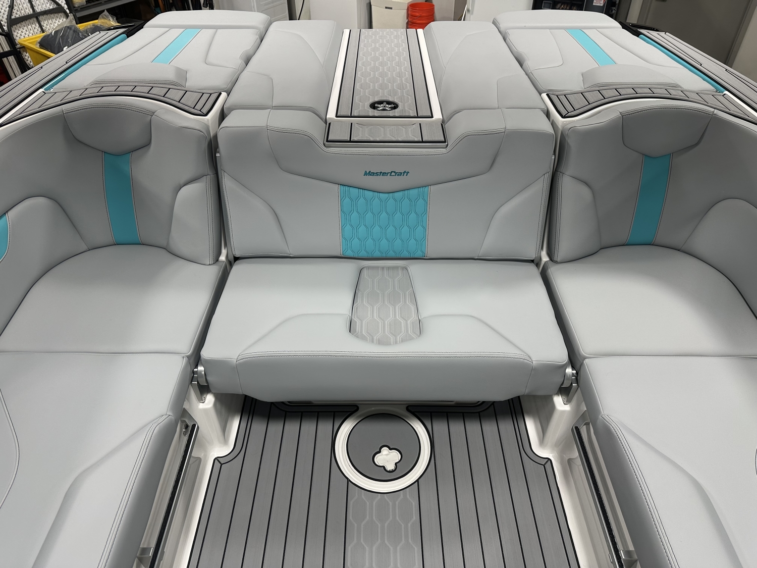 2025 MasterCraft XT23