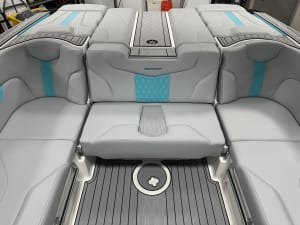 2025-mastercraft-xt23-108950-image13