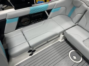 2025-mastercraft-xt23-108950-image14