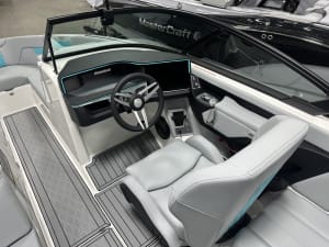 2025-mastercraft-xt23-108950-image9
