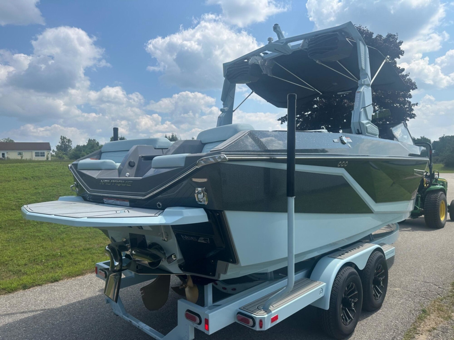 2026 Nautique G23