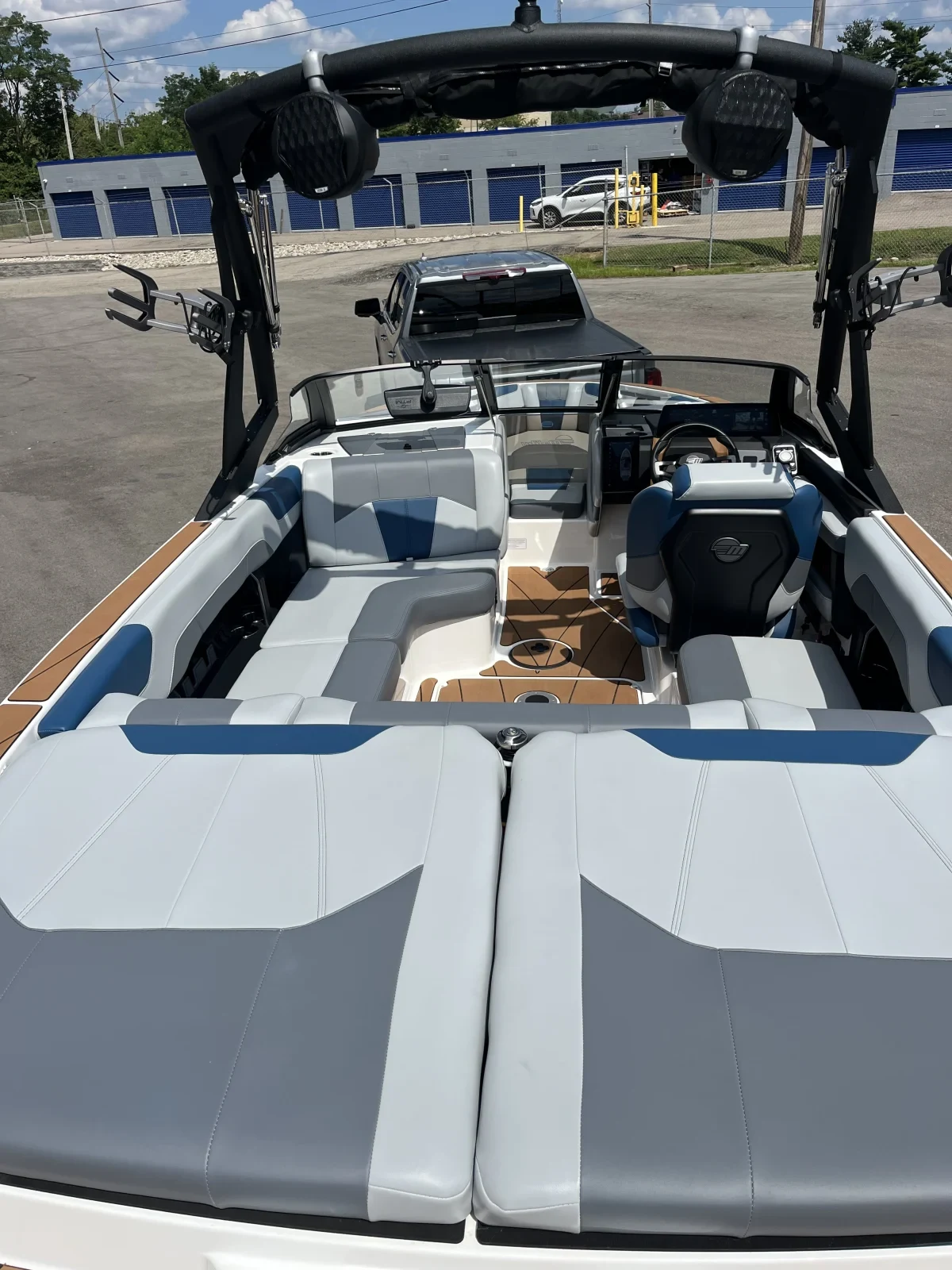 2025 Malibu Wakesetter VTX