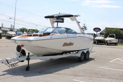 2026  Wakesetter 23 MXZ Malibu Boats for sale in Austin Texas