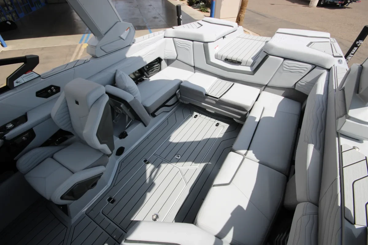 2026 Super Air Nautique G23 