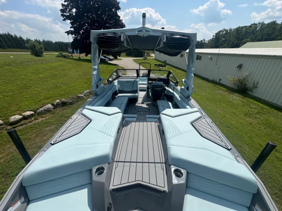 2026-nautique-g23-111623-image10
