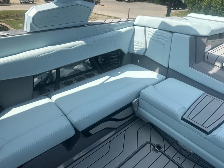 2026-nautique-g23-111623-image14
