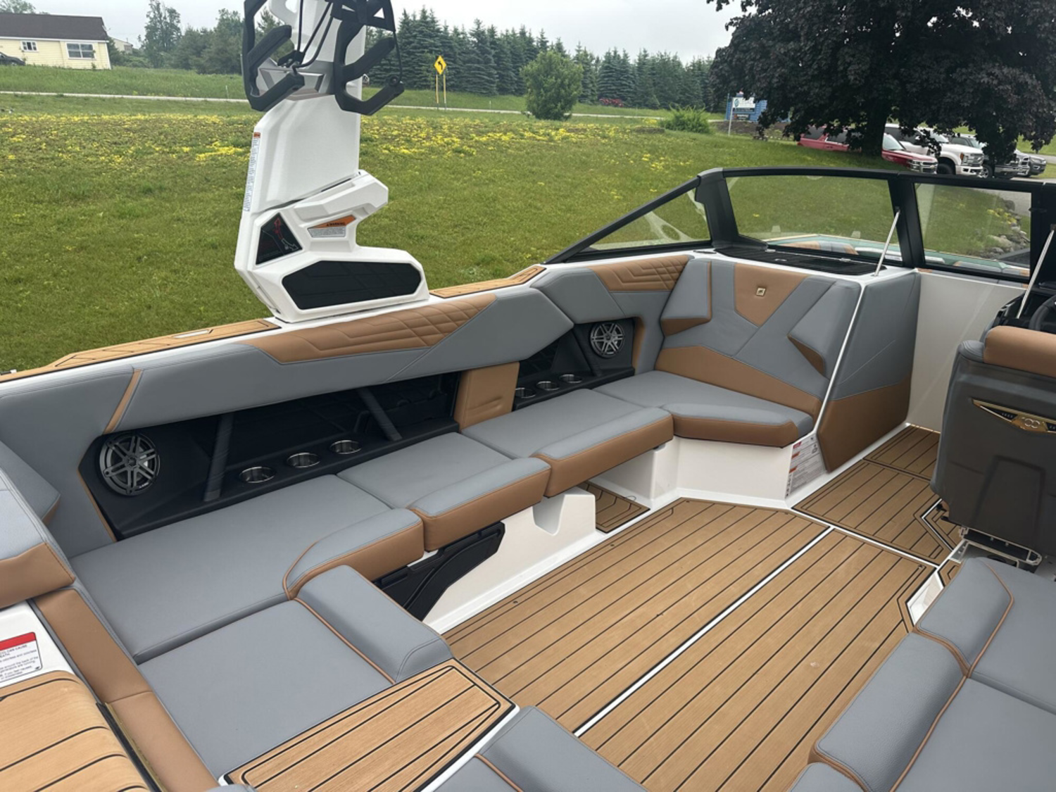 2025 Nautique S23