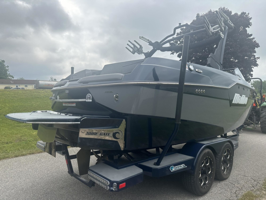 2022 Malibu Boats M220 for sale in Walloon Lake, Michigan