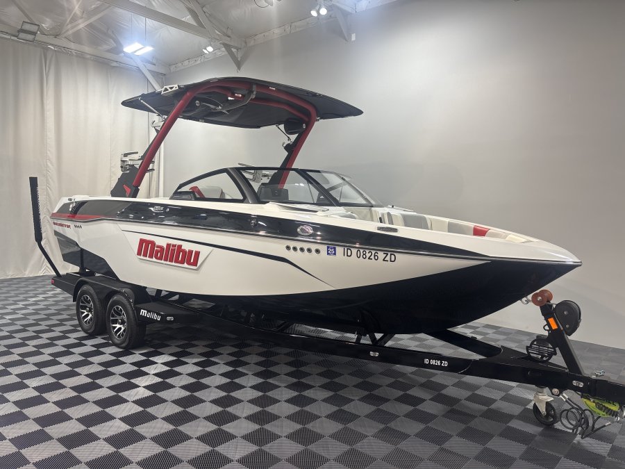 2023-malibu-wakesetter-23-lsv-137023-image2