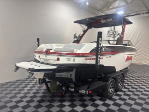 2023-malibu-wakesetter-23-lsv-137023-image3