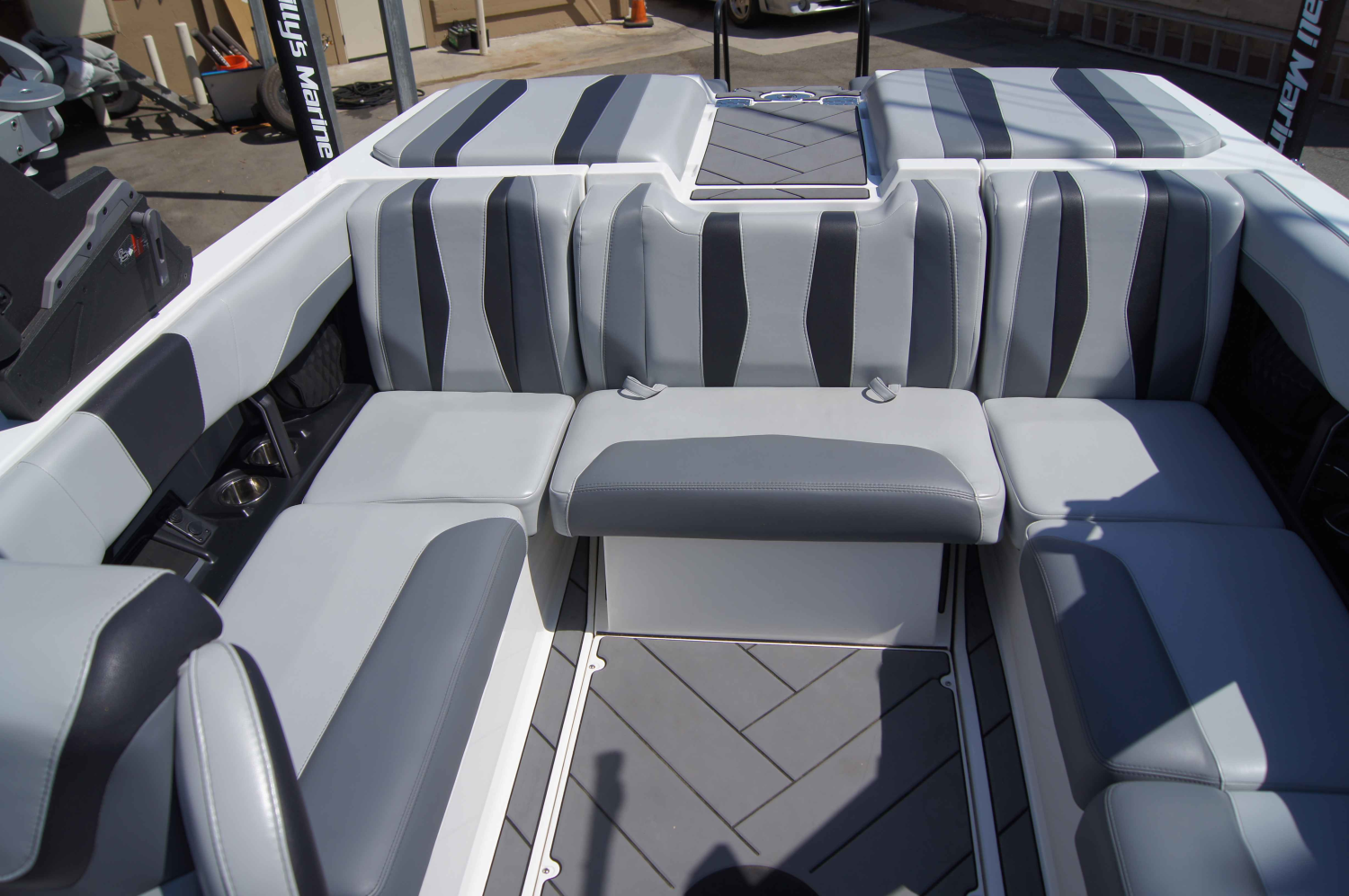 2023 MALIBU 22LSV