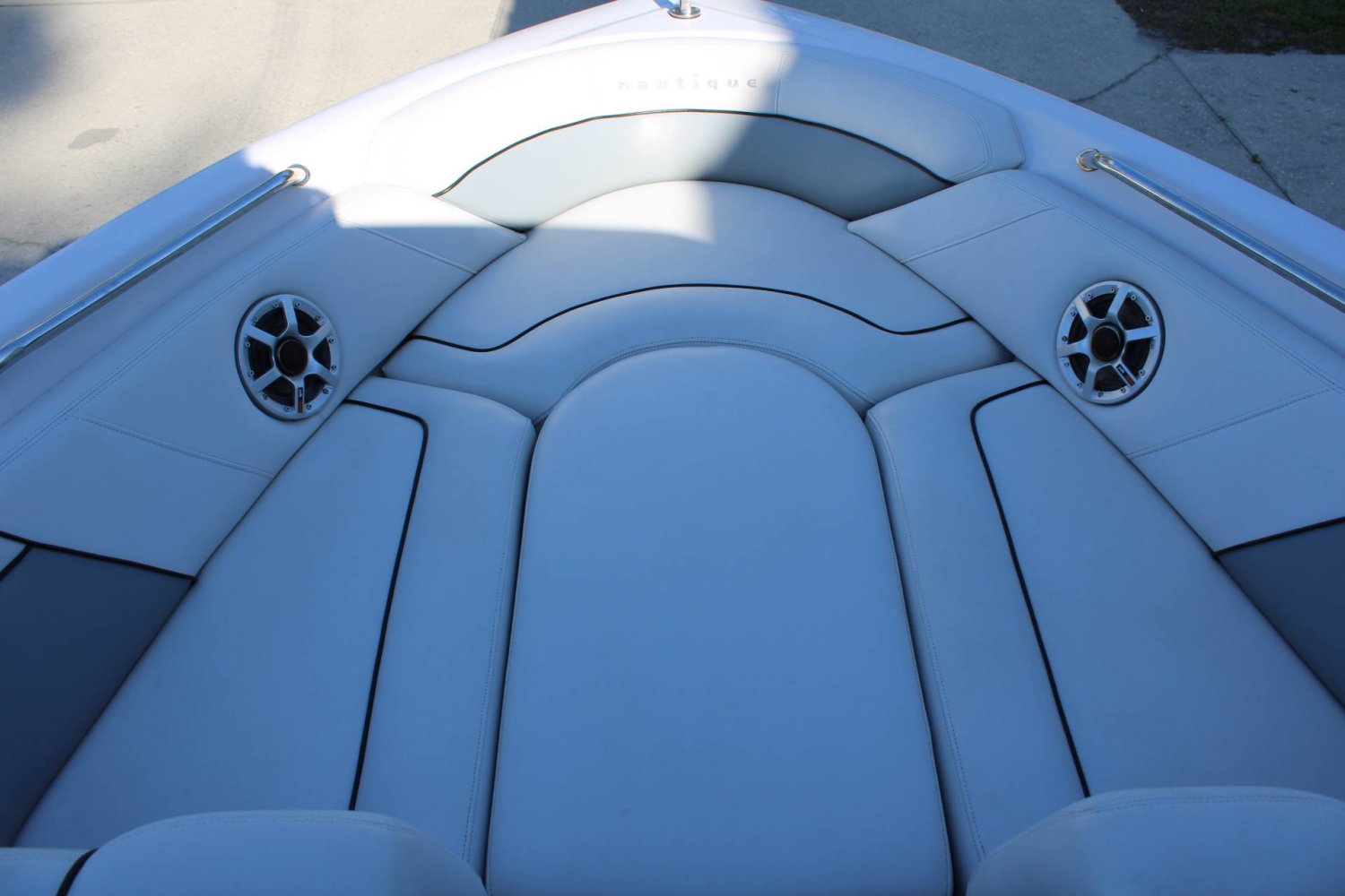 2007 Nautique 236