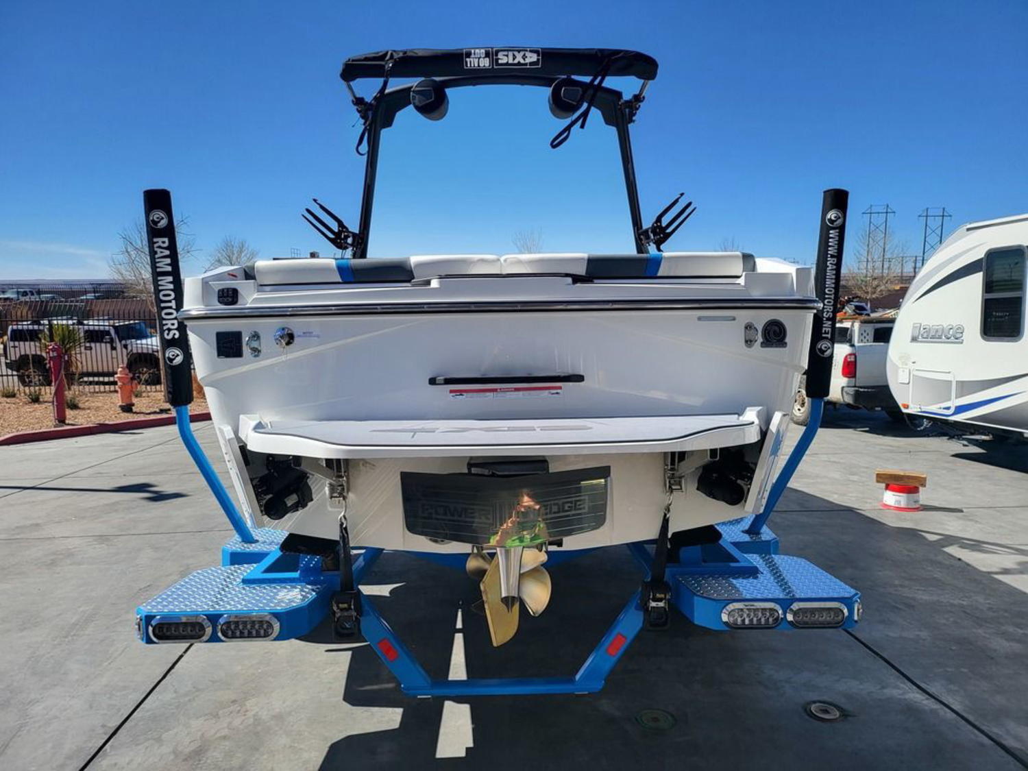 2025 Axis Wake Research T220