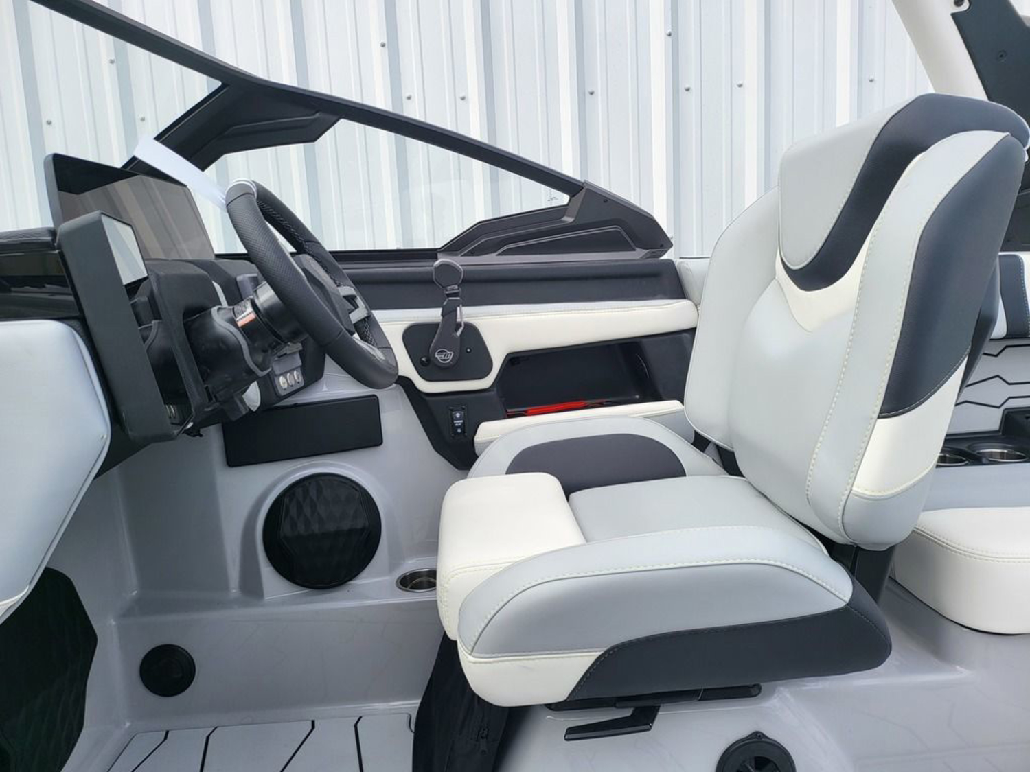 2025 Malibu Boats 22 MXZ